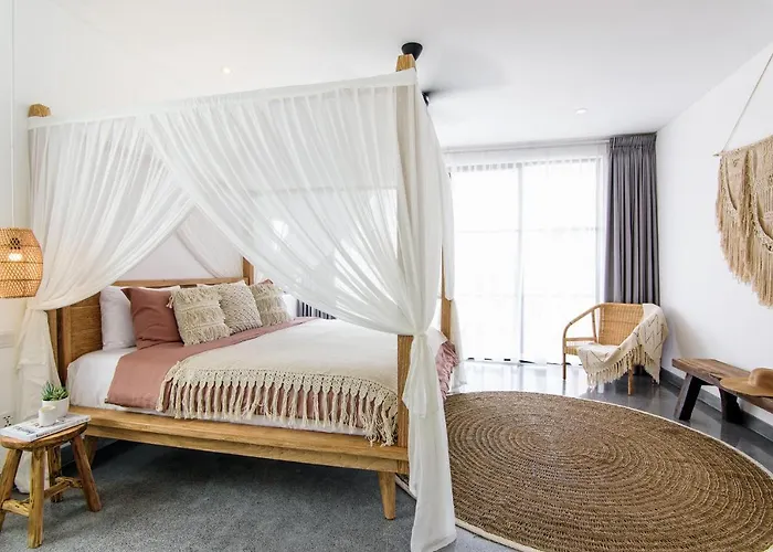 Soho- Luxury & Indulgence - Close To Finns Club *